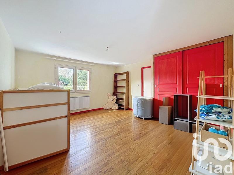 Maison - 231 m² - 9 pièces