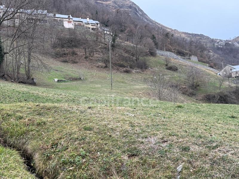 Propriété - 100 m² - 3 pièces