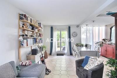 Appartement - 99 m² - 5 pièces