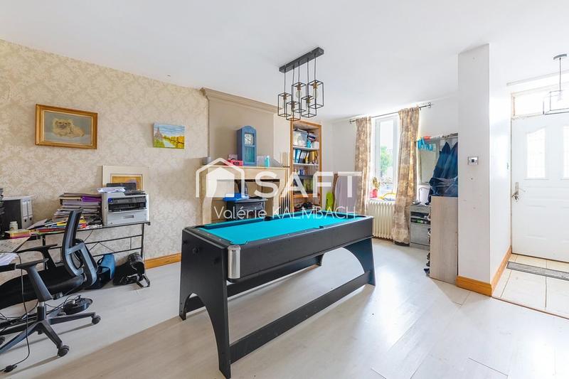 Maison - 250 m² - 9 pièces