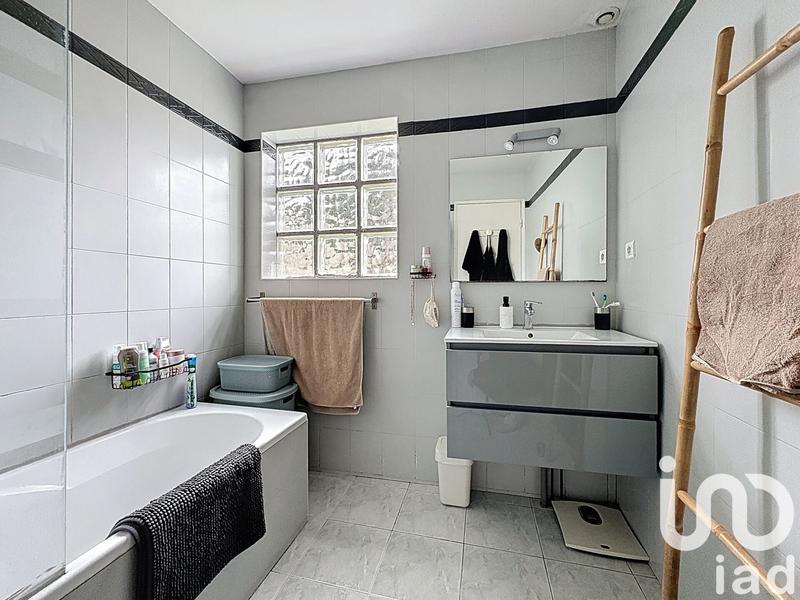 Maison - 105 m² - 4 pièces