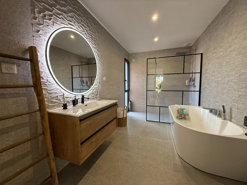 Maison - 174 m² - 6 pièces