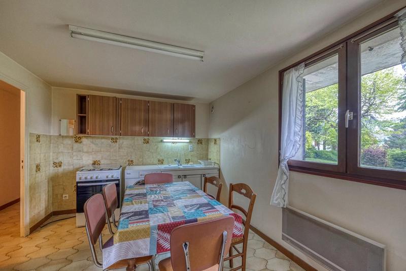 Maison - 180 m² - 8 pièces