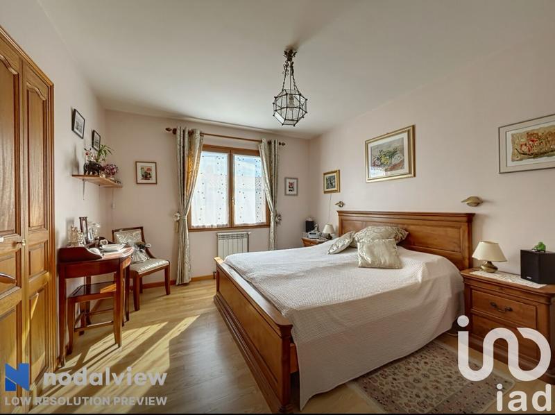 Maison - 163 m² - 5 pièces