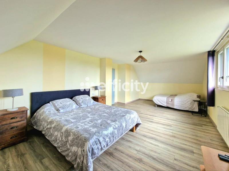 Maison - 137 m² - 6 pièces