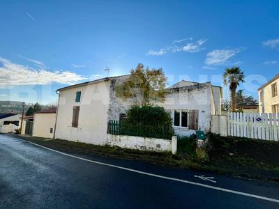 Maison de village - 65 m² - 3 pièces