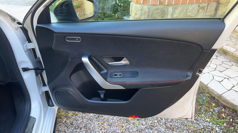 Mercedes Classe a IV 250 224 7g-Dct Amg Line - Entretien constructeur Toit ouvrant