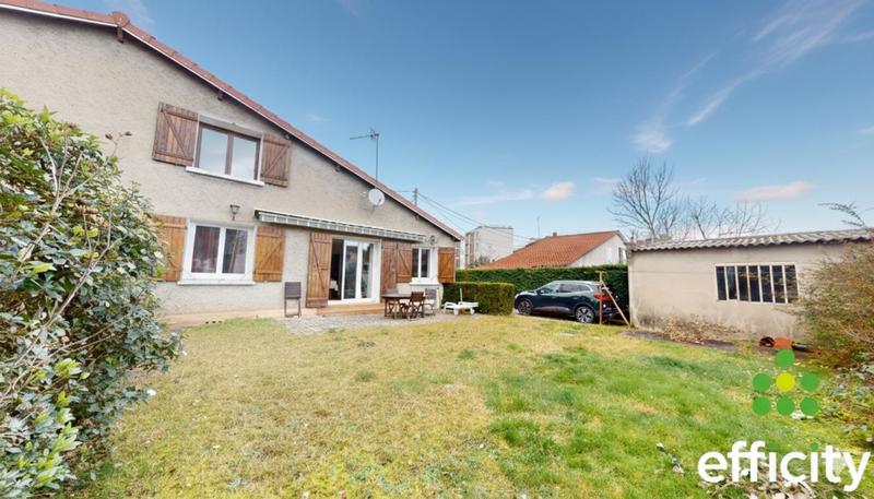 Maison - 104 m² - 5 pièces