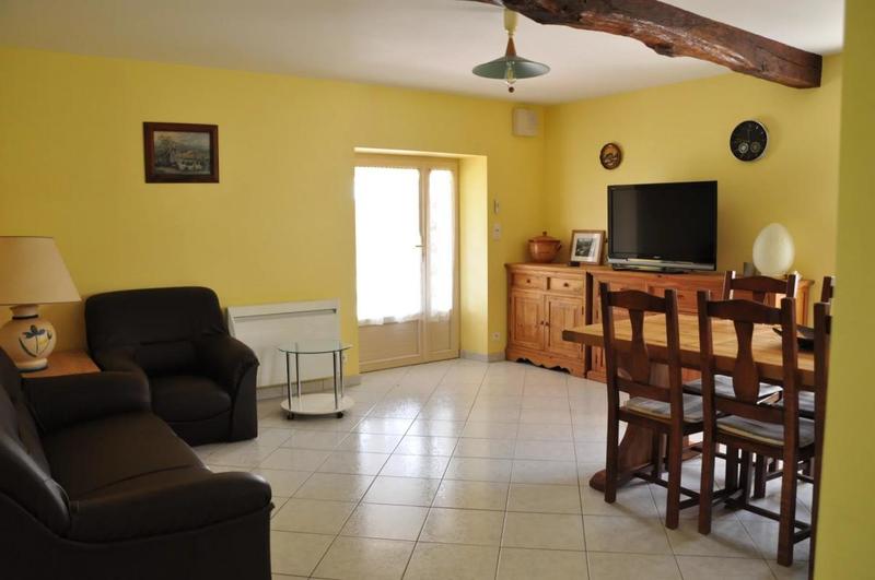 Maison - 218 m² - 8 pièces