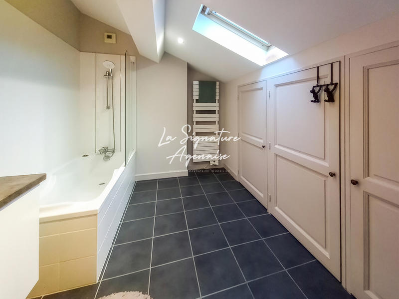 Appartement - 86 m² - 4 pièces