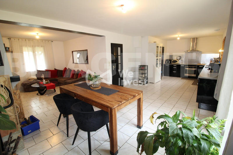 Maison - 121 m² - 6 pièces