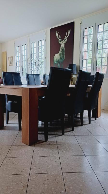 Maison - 243 m² - 8 pièces