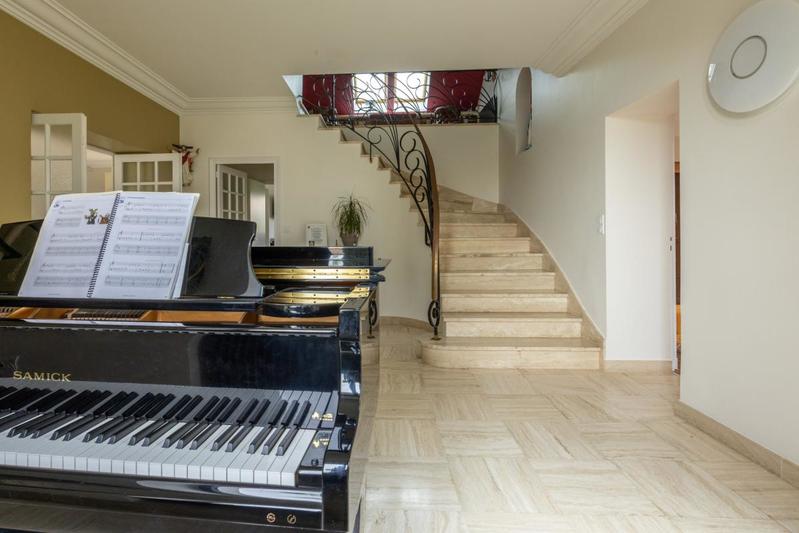 Maison bourgeoise - 290 m² - 12 pièces