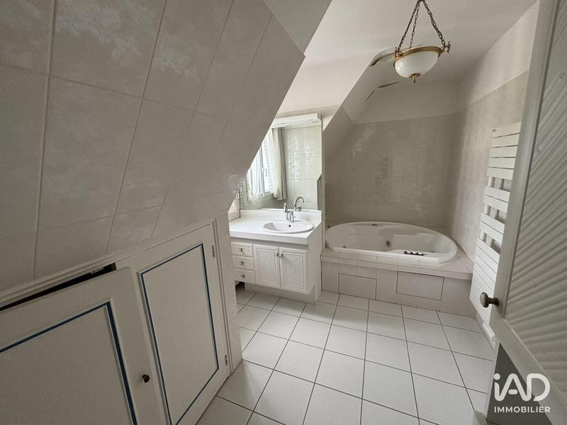 Maison - 173 m² - 4 pièces