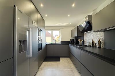 Maison contemporaine - 196 m² - 7 pièces