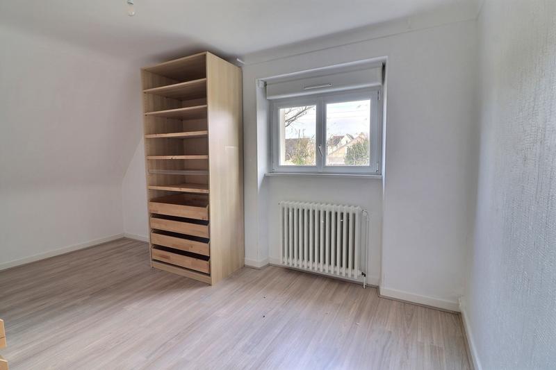 Maison - 220 m² - 8 pièces