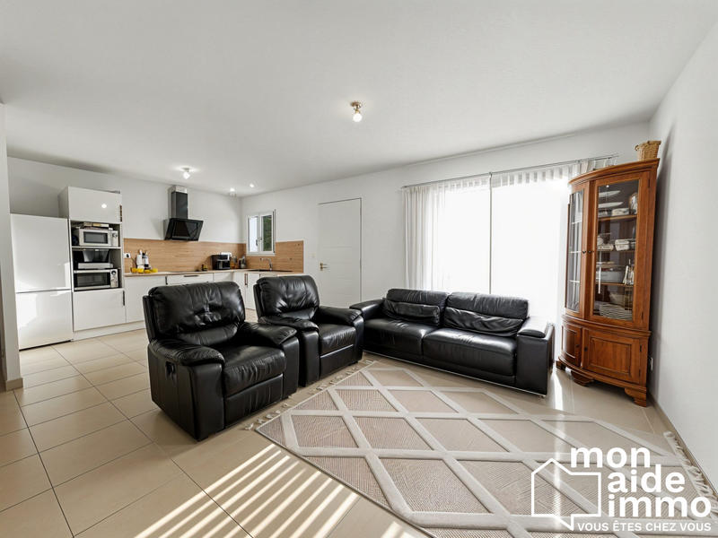 Maison - 85 m² - 4 pièces