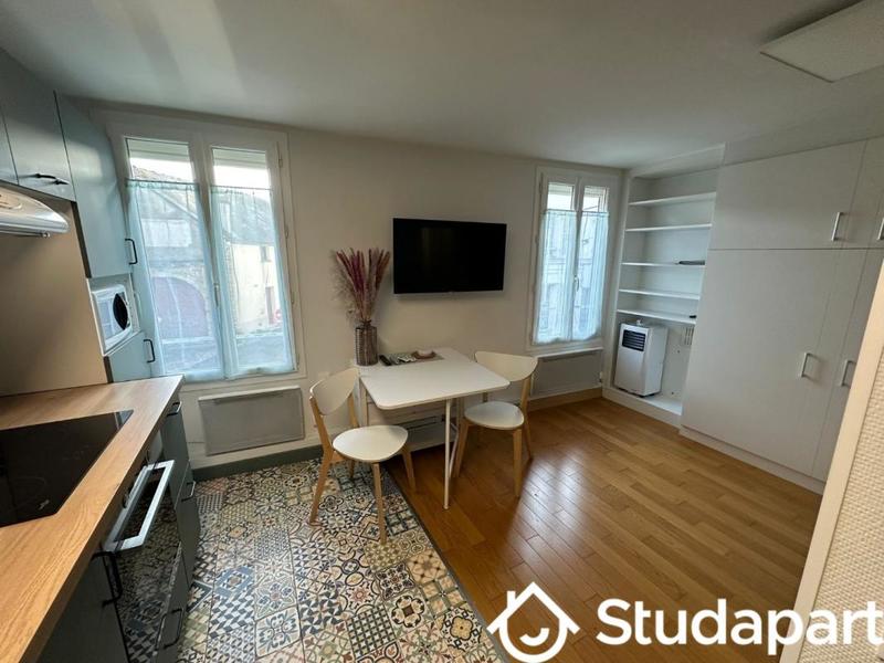 Chambre - 21 m² - 1 pièce