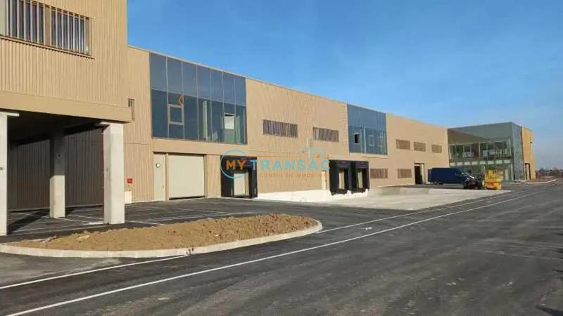 Local d'activité / Entrepôt - 1 971 m²