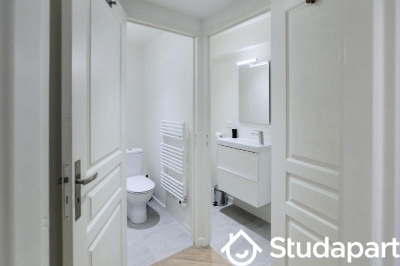 Chambre - 14 m² - 1 pièce