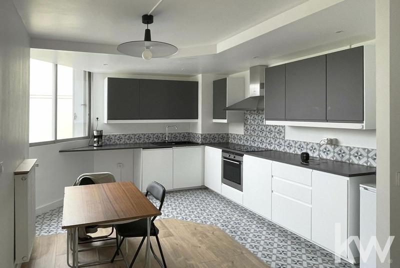 Appartement - 82 m² - 4 pièces