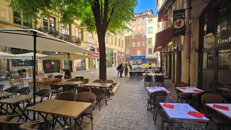 Appartement ancien - 27 m² - 1 pièce