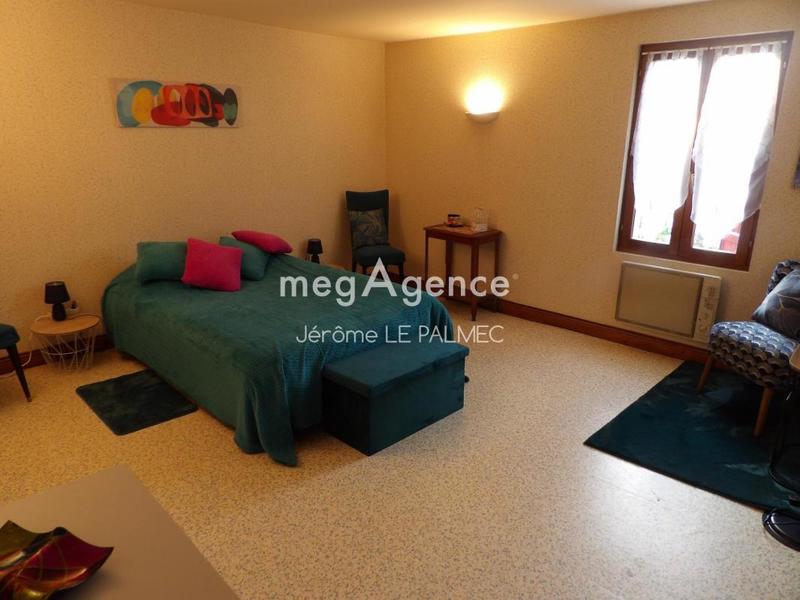 Maison - 160 m² - 8 pièces