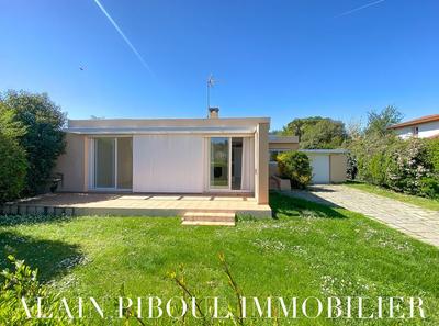 Maison traditionnelle - 103 m² - 5 pièces