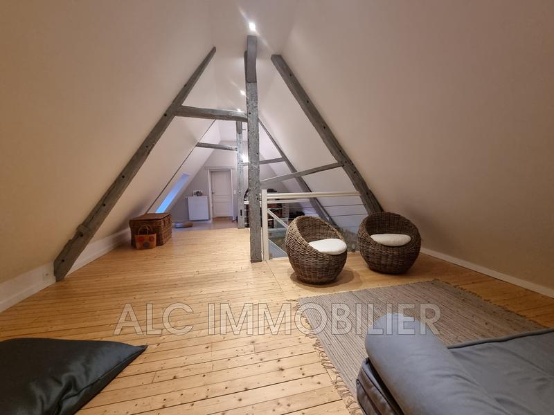 Propriété - 206 m² - 5 pièces