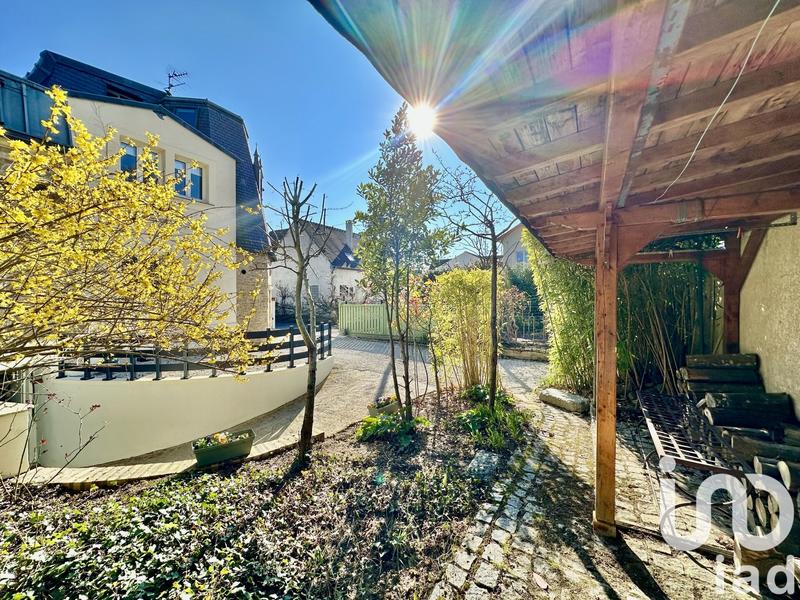 Maison - 146 m² - 6 pièces