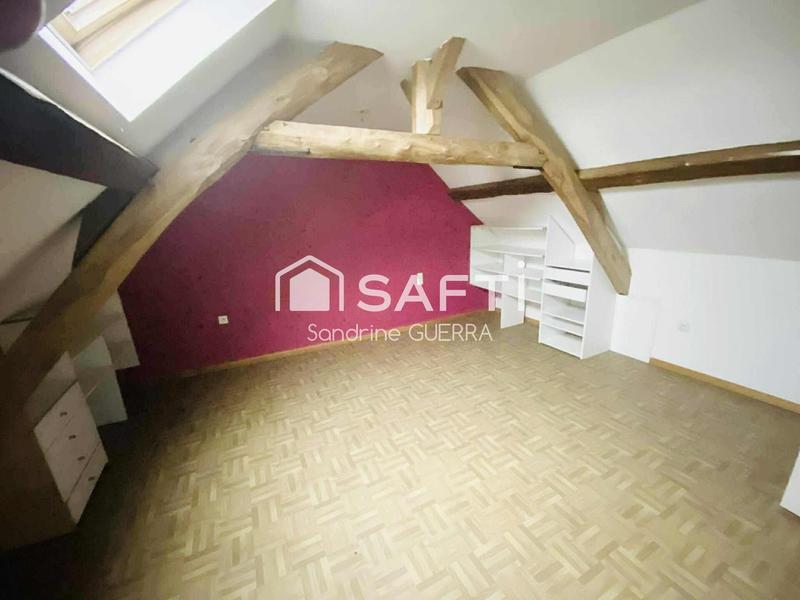 Maison - 244 m² - 12 pièces