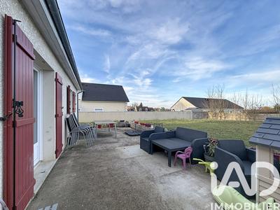 Maison - 93 m² - 5 pièces