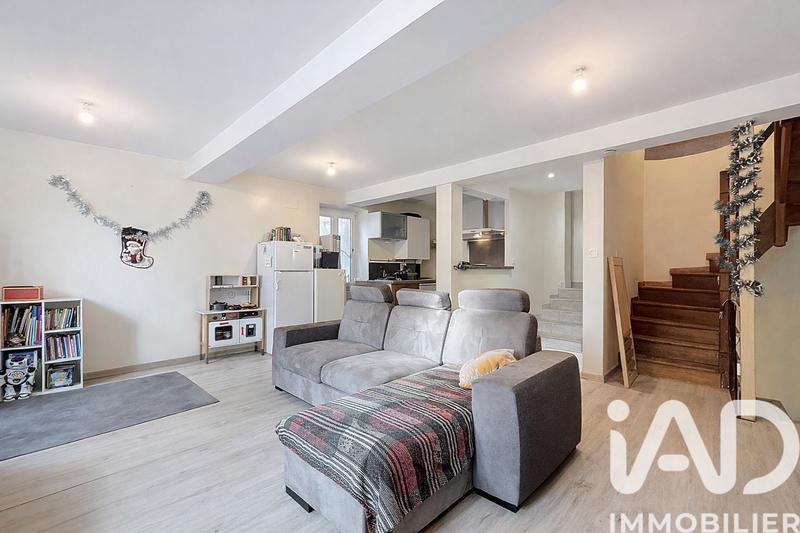 Maison - 91 m² - 5 pièces