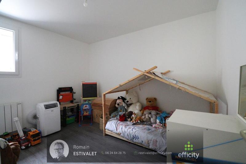 Appartement - 90 m² - 4 pièces