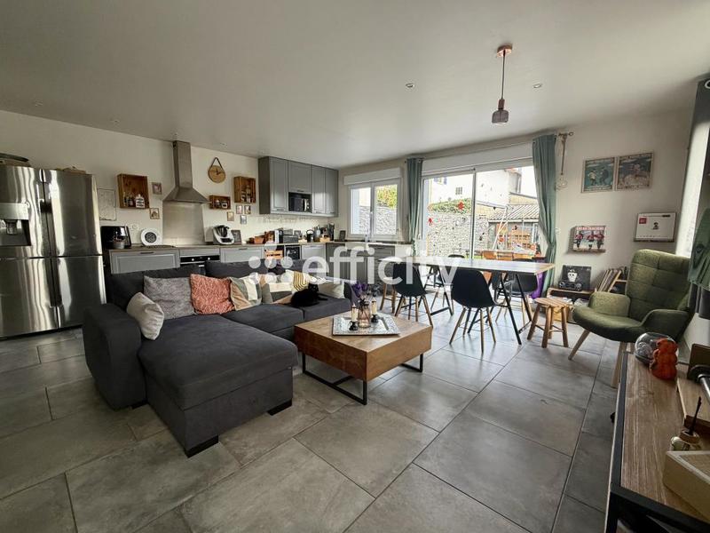 Pavillon - 120 m² - 5 pièces