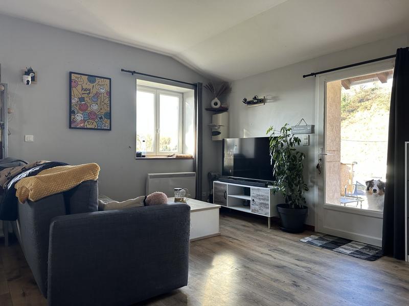 Maison - 195 m² - 12 pièces