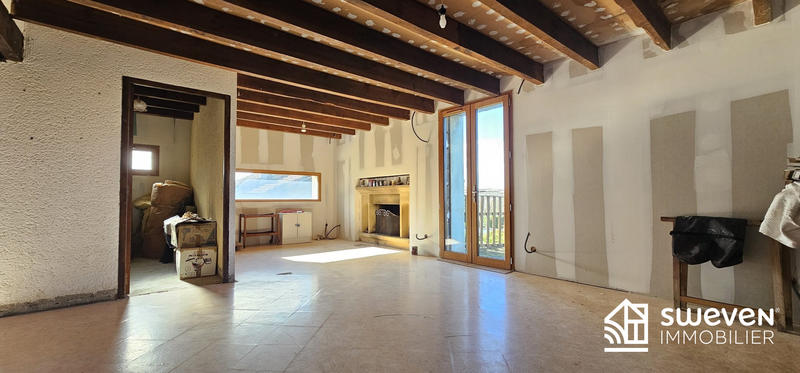 Maison - 360 m² - 18 pièces