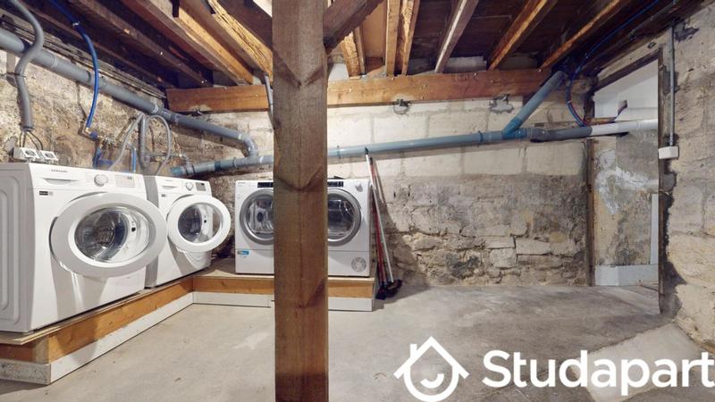 Chambre - 11 m² - 1 pièce