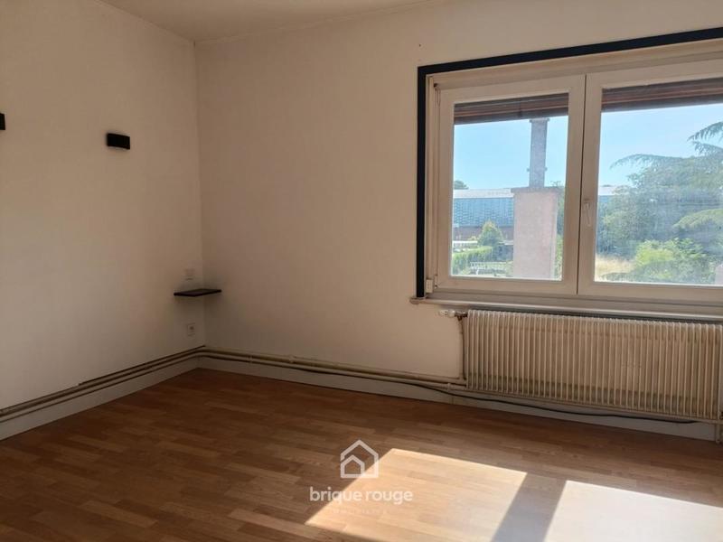 Maison - 97 m² - 4 pièces