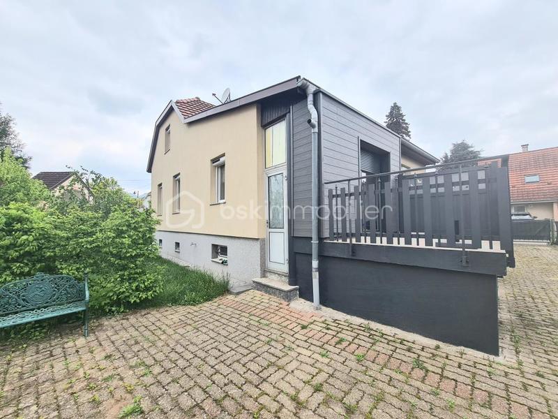 Maison - 88 m² - 4 pièces