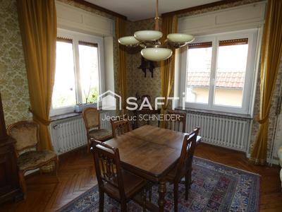 Maison - 165 m² - 8 pièces