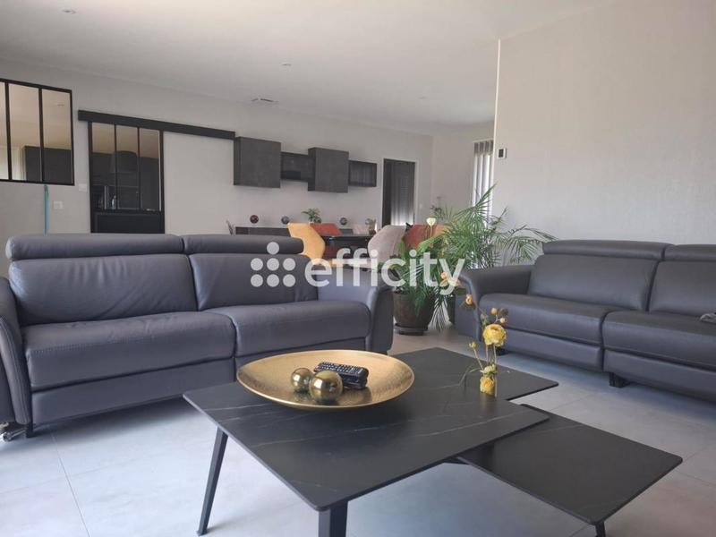 Maison - 135 m² - 5 pièces