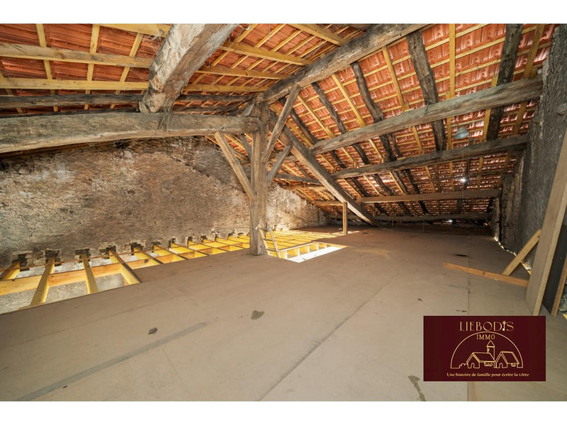 Maison de village - 230 m² - 2 pièces