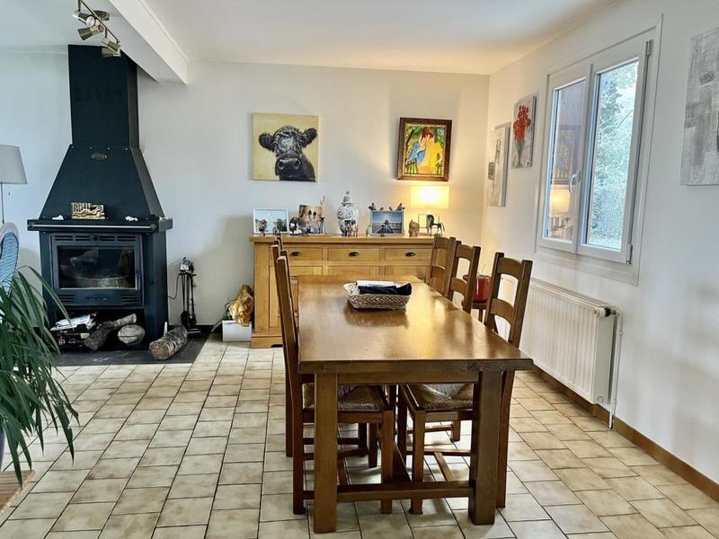 Maison - 155 m² - 8 pièces