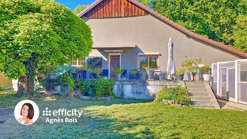 Maison - 297 m² - 7 pièces