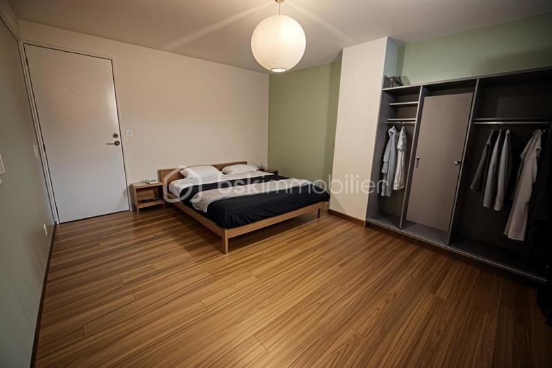 Maison - 170 m² - 6 pièces