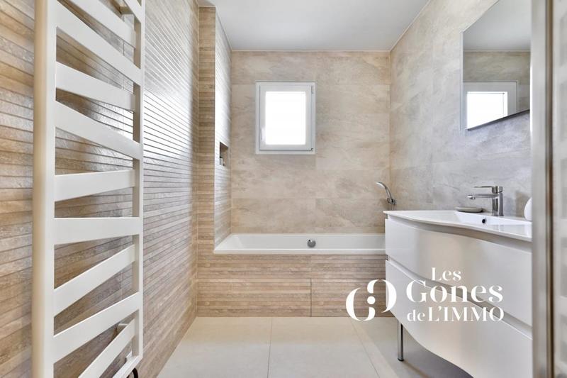 Maison - 140 m² - 4 pièces