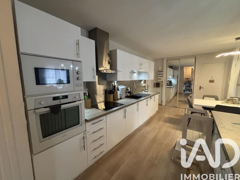 Appartement - 100 m² - 5 pièces