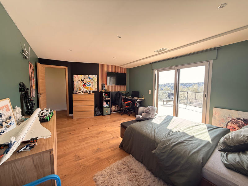 Villa - 180 m² - 6 pièces