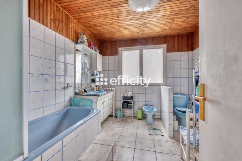 Maison - 90 m² - 3 pièces